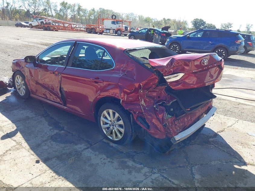 TOYOTA CAMRY - zdjęcie 3