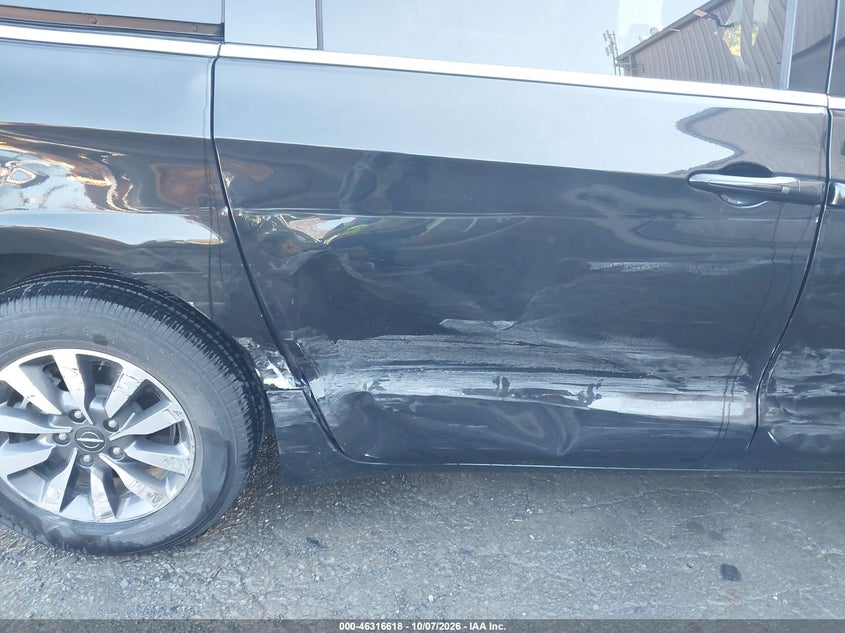 CHRYSLER PACIFICA HYBRID 2023 VIN 2C4RC1L76PR541700