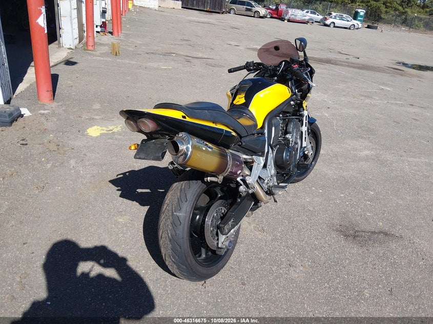 YAMAHA FZS10 2003