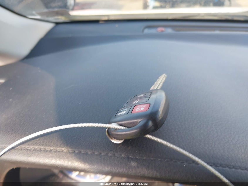 TOYOTA COROLLA - zdjęcie 11