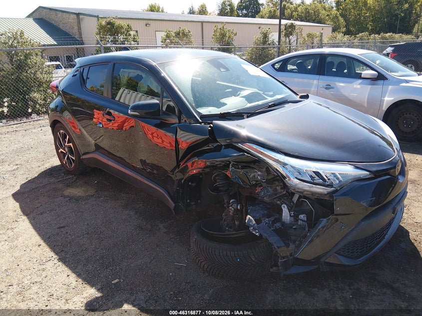 Vin: nmtkhmbx2nr141450, lot: 46817099, toyota c-hr xle 20221