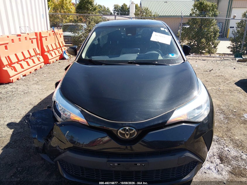 TOYOTA C-HR - zdjęcie 13