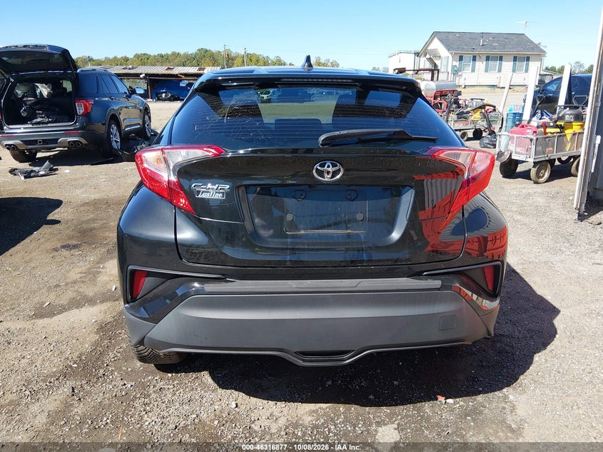 TOYOTA C-HR - zdjęcie 17
