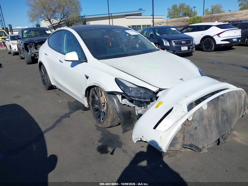 Vin: 7saygdee4nf556897, lot: 46817102, tesla model y long range dual motor all-wheel drive 2022 img_1