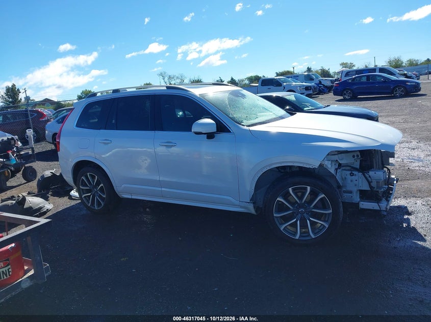 2019 VOLVO XC90 T6 MOMENTUM · Фото 14