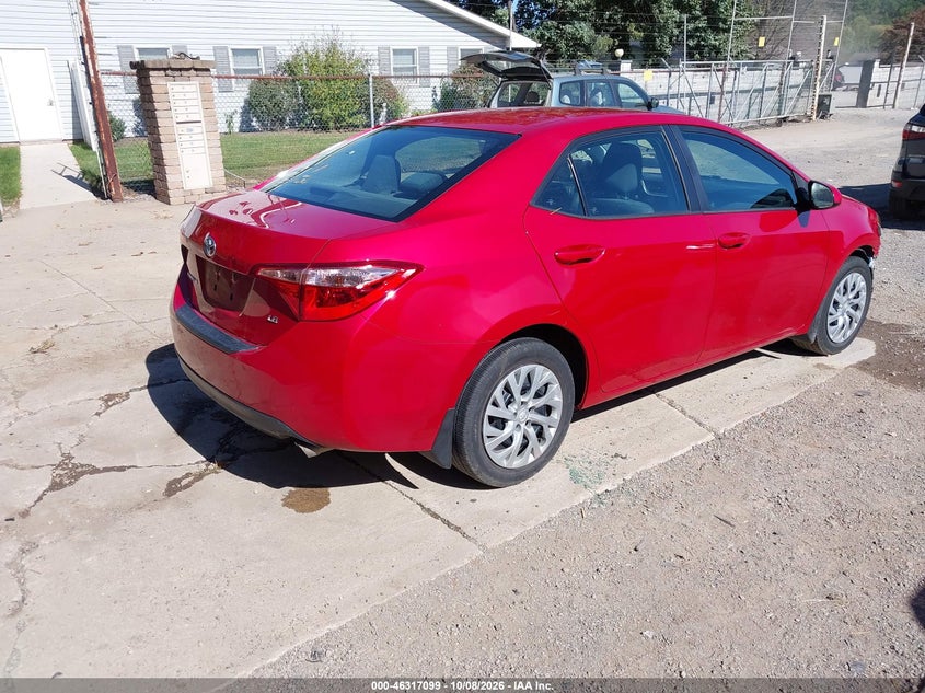 TOYOTA COROLLA - zdjęcie 4