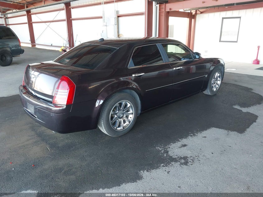 2005 CHRYSLER 300C · Фото 4