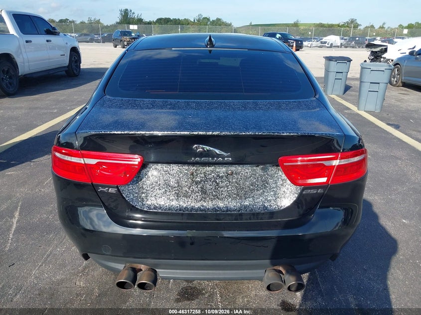 JAGUAR XE - zdjęcie 17