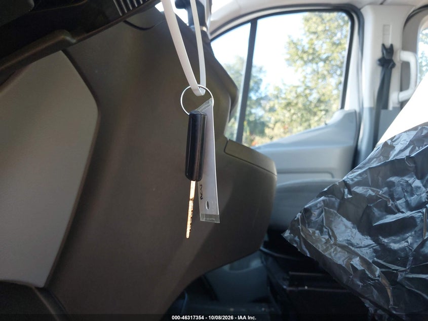 2015 FORD TRANSIT-350 XLT · Фото 11