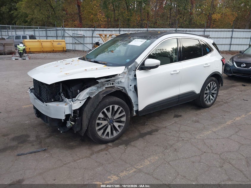 Vin: 1fmcu9j99lua09579, lot: 46817607, ford escape titanium 20202