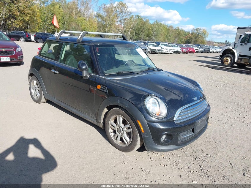 2013 MINI HARDTOP COOPER
