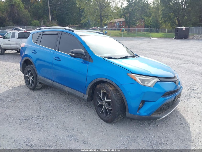 2016 TOYOTA RAV4 SE