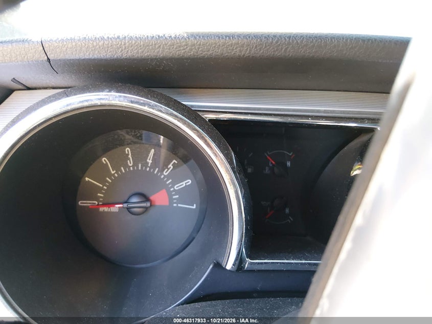 FORD MUSTANG 2005 VIN 1ZVHT84N755231449