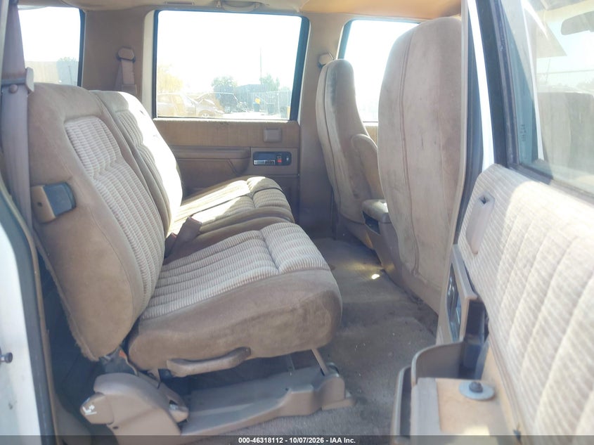 CHEVROLET SUBURBAN