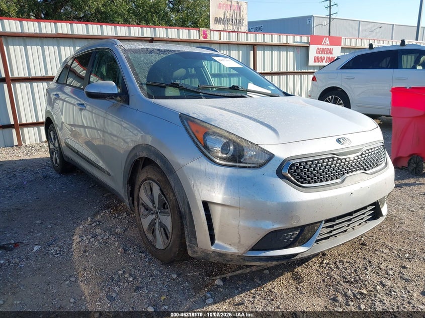 Vin: kndcb3lc4h5055306, lot: 46818392, kia niro lx 2017 img_1