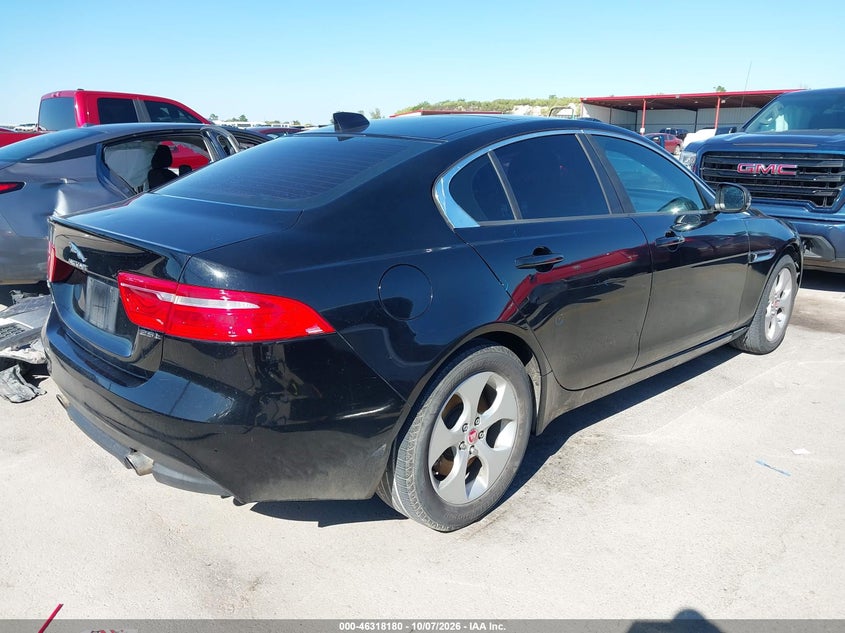 2017 JAGUAR XE 25T · Фото 4