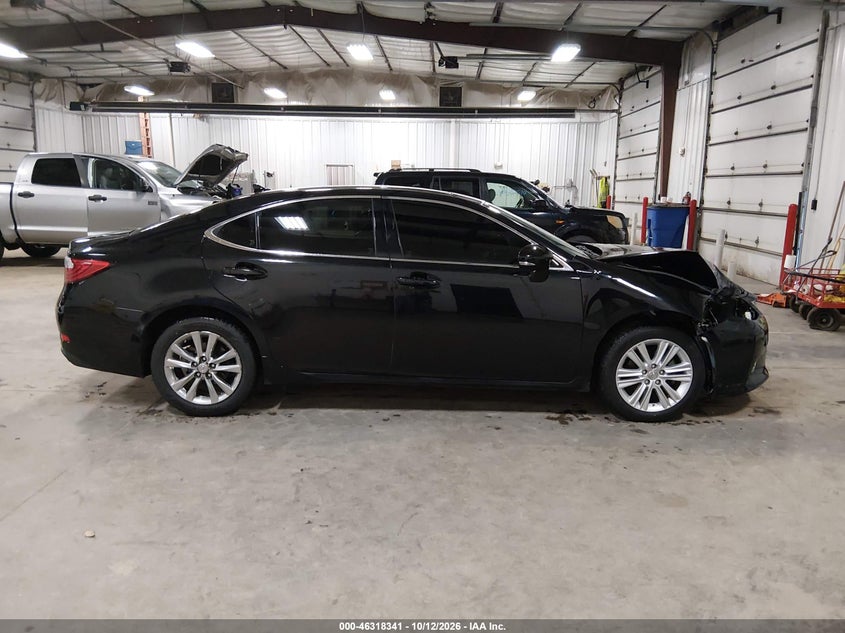 2013 LEXUS ES 350 · Фото 13