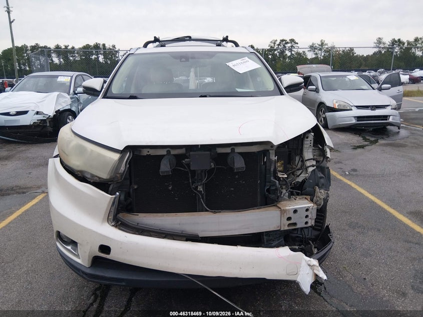 TOYOTA HIGHLANDER - zdjęcie 13