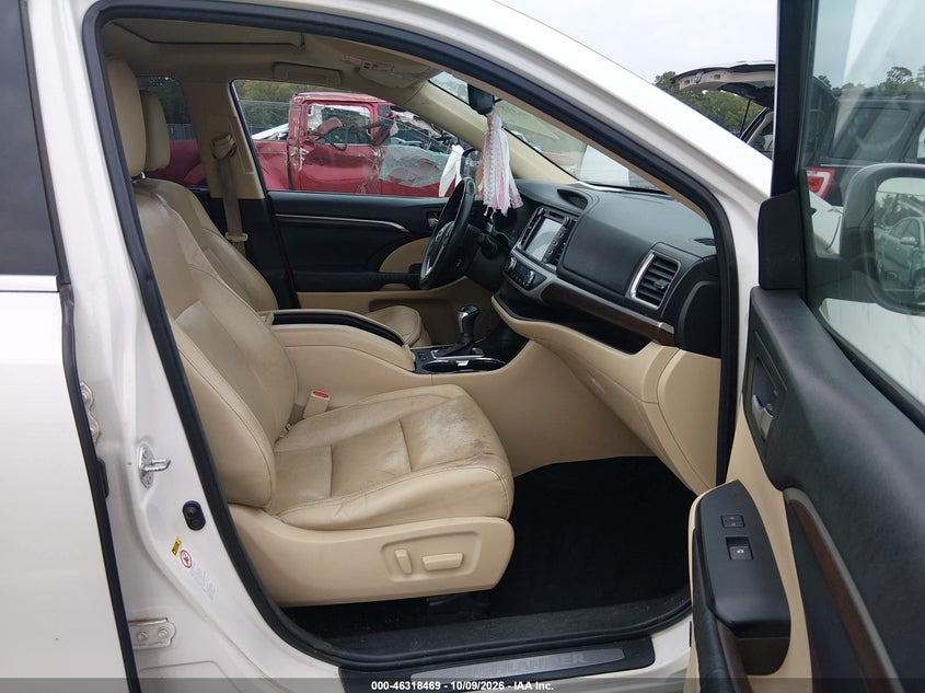 TOYOTA HIGHLANDER - zdjęcie 5