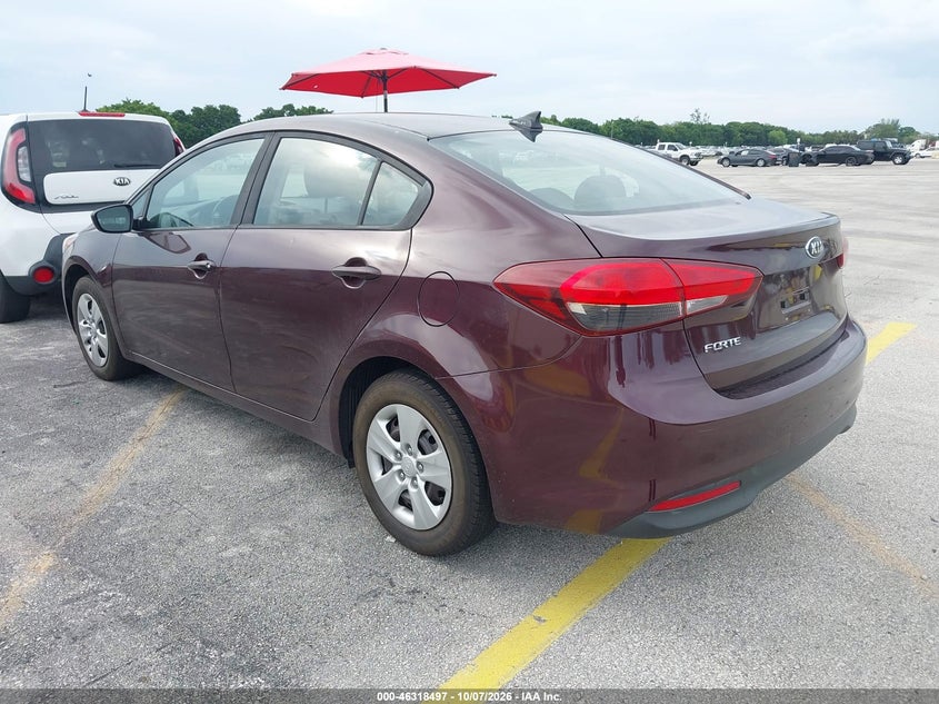 2017 KIA FORTE LX · Фото 3