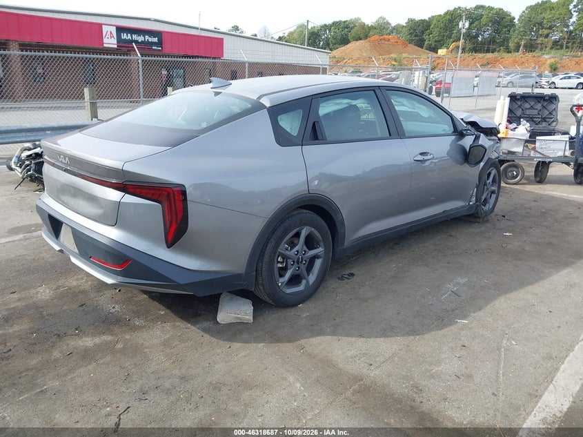 Vin: 3kpft4de2se091877, lot: 46818909, kia k4 lxs 20254