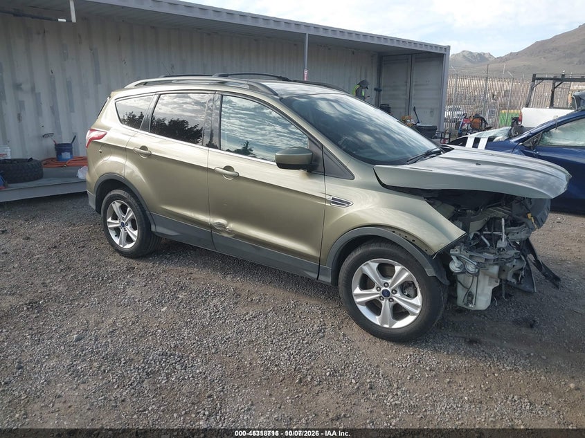 Vin: 1fmcu9gx2dud19161, lot: 46818938, ford escape se 2013 img_1