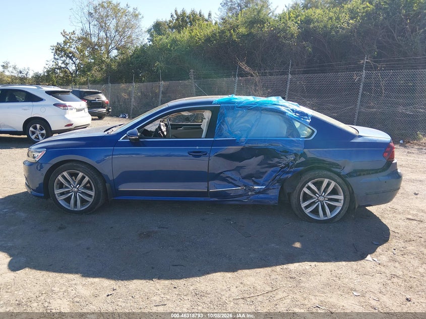 2017 VOLKSWAGEN PASSAT 1.8T SEL PREMIUM · Фото 14