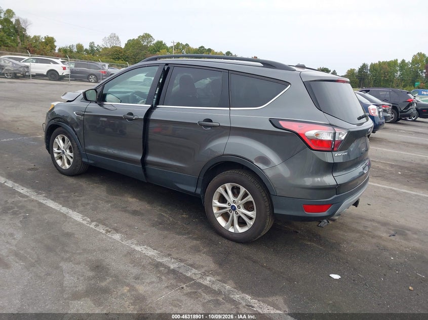 Vin: 1fmcu9gd1jub35671, lot: 46819123, ford escape se 20183