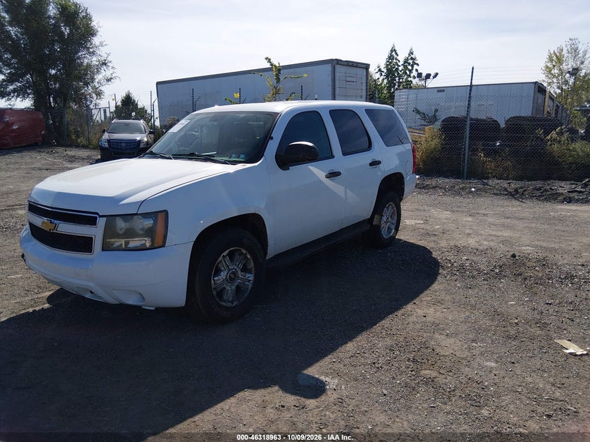 2008 Chevrolet Tahoe Special Services, Right Front, IAAI, VIN 1GNFK03048R268242 — photo 2
