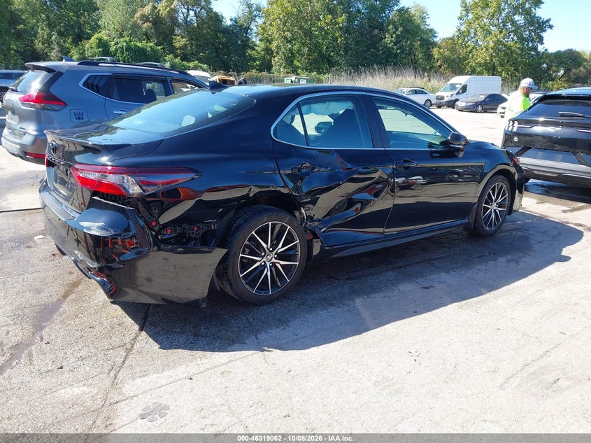 TOYOTA CAMRY - zdjęcie 4