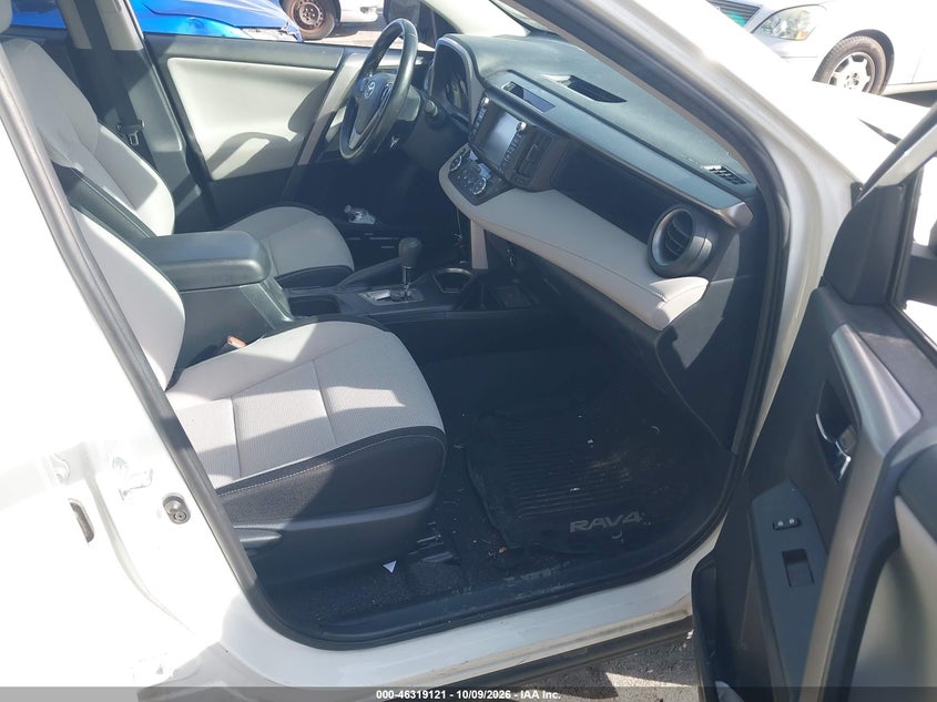 TOYOTA RAV4 - zdjęcie 5