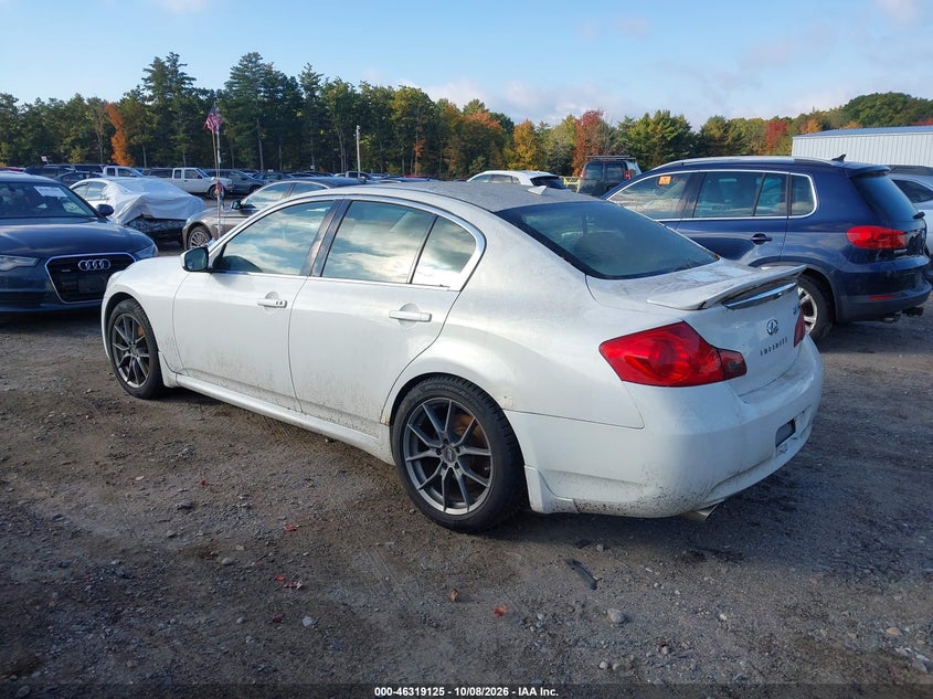 2009 INFINITI G37X · Фото 3
