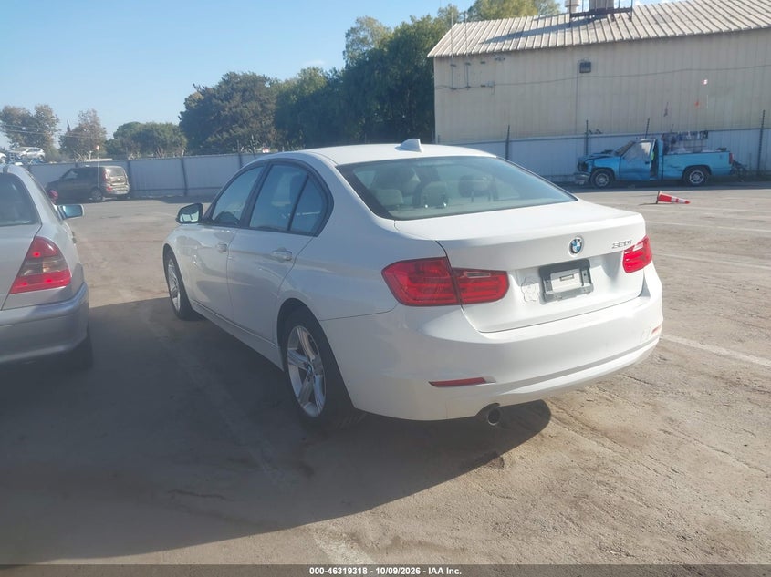 2013 BMW 320I · Фото 3