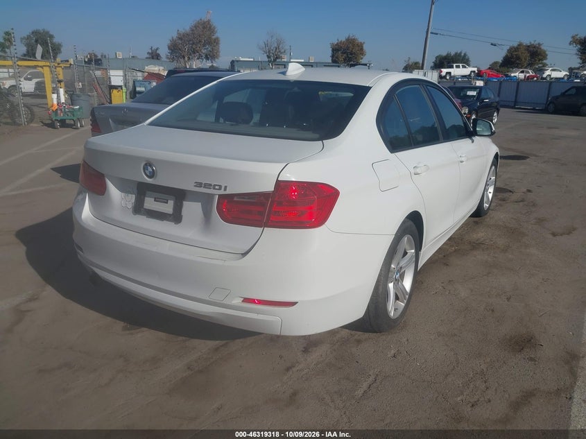 2013 BMW 320I · Фото 4