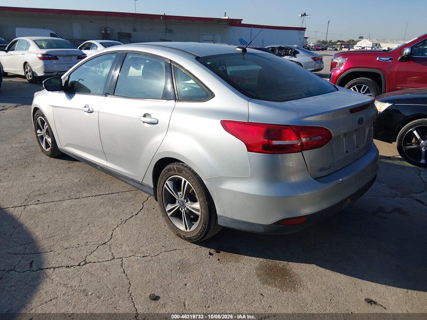 Vin: 1fadp3fe3hl303906, lot: 46819954, ford focus se 20173