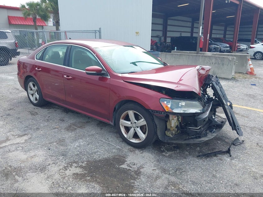 Vin: 1vwbs7a38fc019162, lot: 46820146, volkswagen passat 1.8t se 20151