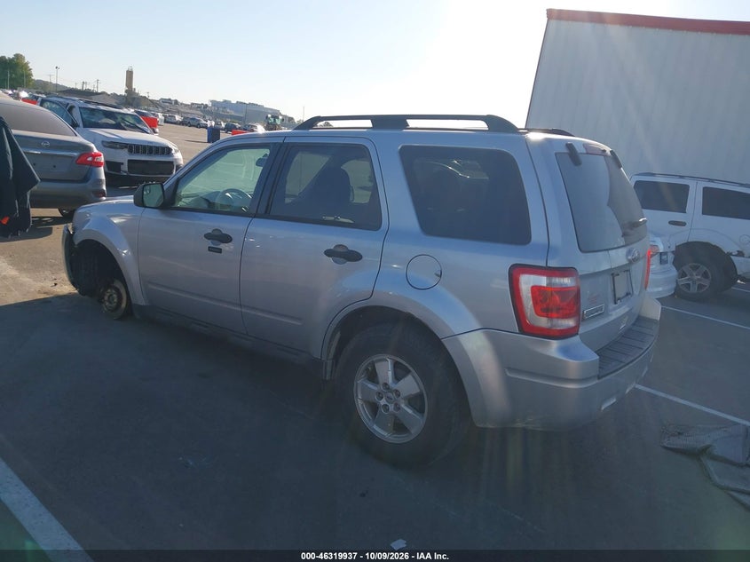 Vin: 1fmcu9d71ckb92319, lot: 46820159, ford escape xlt 20123
