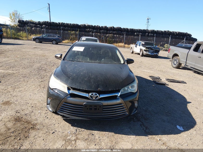 TOYOTA CAMRY - zdjęcie 12