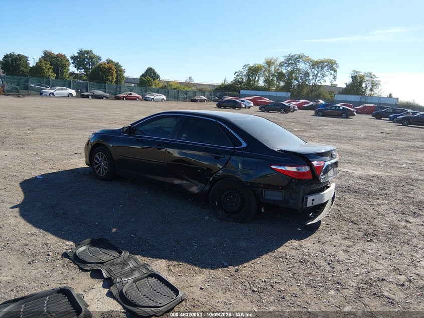 TOYOTA CAMRY - zdjęcie 3