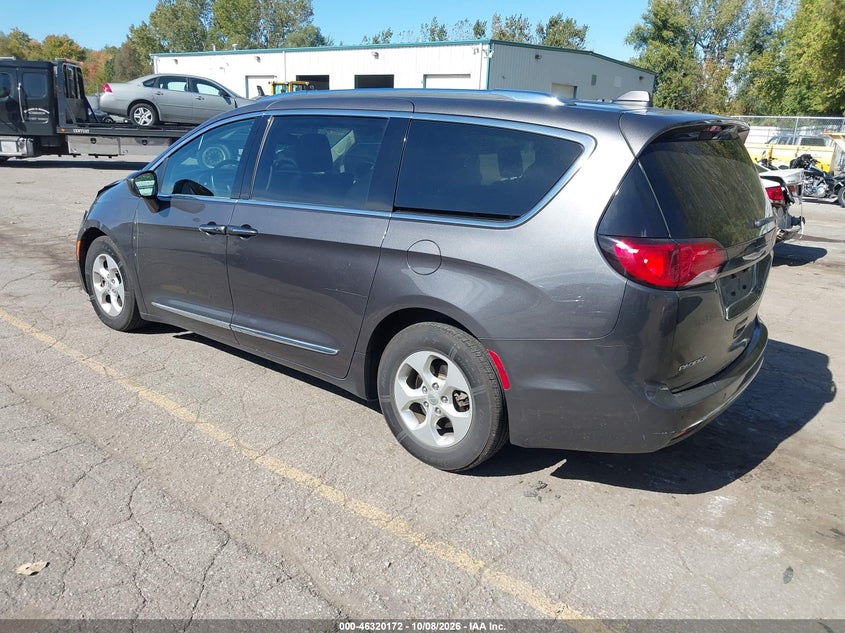 Vin: 2c4rc1eg6hr541923, lot: 46820395, chrysler pacifica touring-l plus 20173