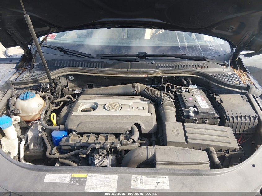 2015 VOLKSWAGEN CC 2.0T R-LINE · Photo 10