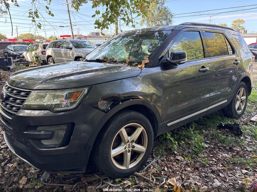 2017 FORD EXPLORER XLT · Фото 2