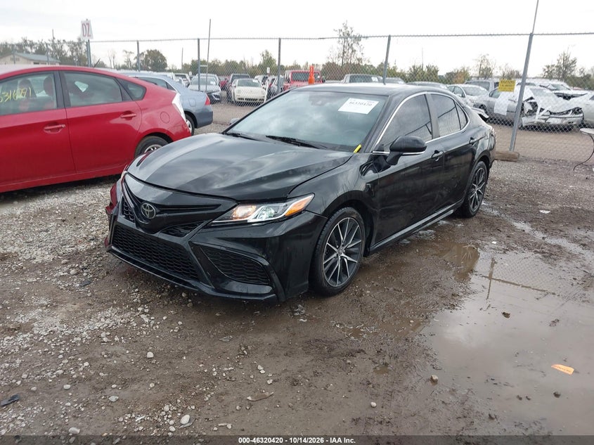 TOYOTA CAMRY - zdjęcie 2