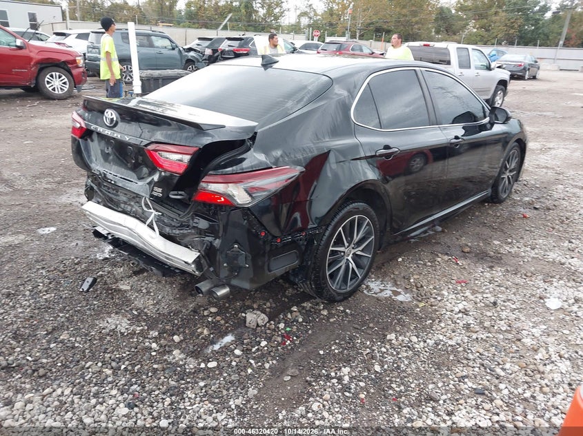 TOYOTA CAMRY - zdjęcie 4