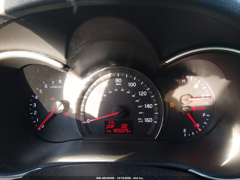 KIA SORENTO 2015 VIN 5XYKTDA60FG561957