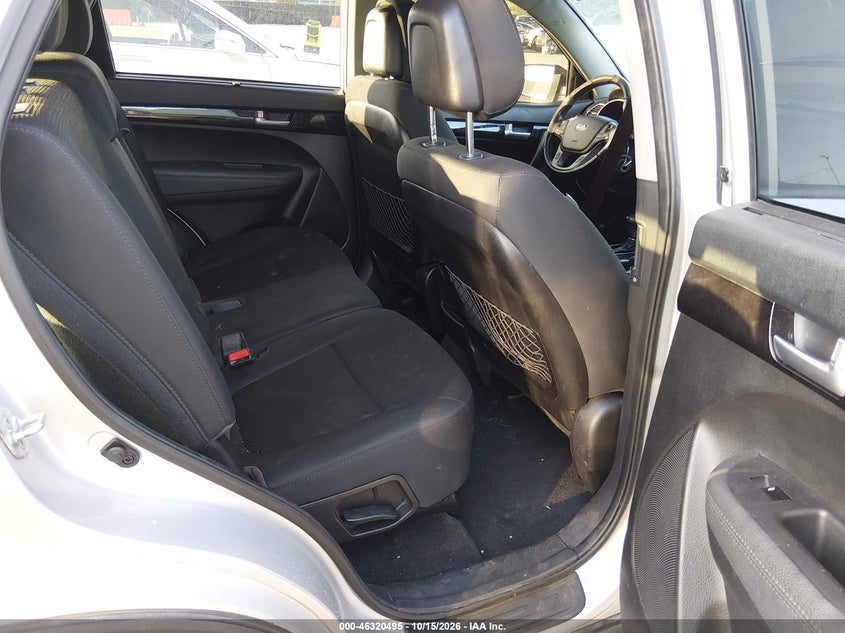 KIA SORENTO 2015 VIN 5XYKTDA60FG561957