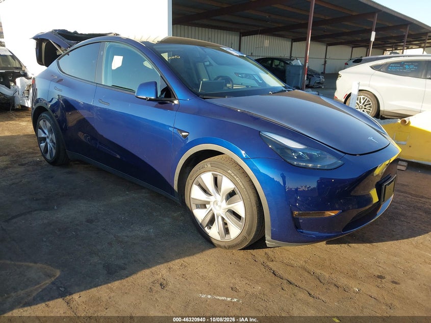 Vin: 7saygaee5pf832182, lot: 46821162, tesla model y awd/long range dual motor all-wheel drive 2023 img_1