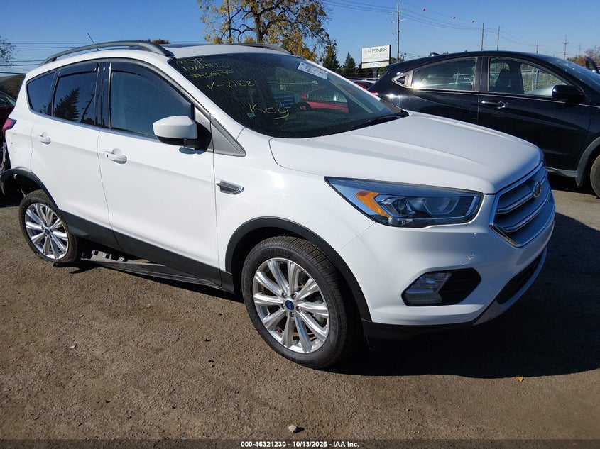 Vin: 1fmcu9hd3kua77188, lot: 46821452, ford escape sel 2019 img_1