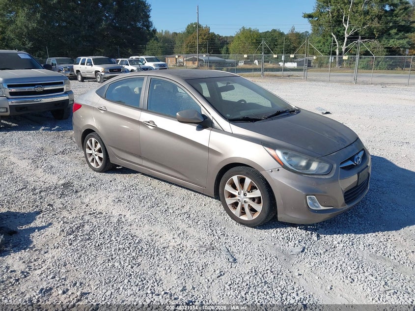 2012 HYUNDAI ACCENT GLS