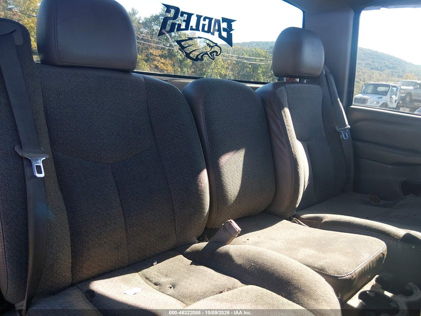 2005 GMC SIERRA 2500HD WORK TRUCK · Фото 8